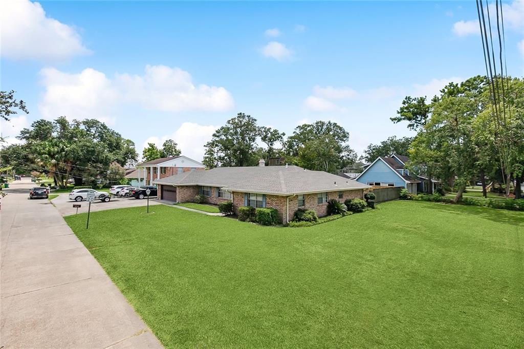 8820 Tanglewild Place River Ridge, LA 70123 - Photo 2 of 23 Gallery Image 2