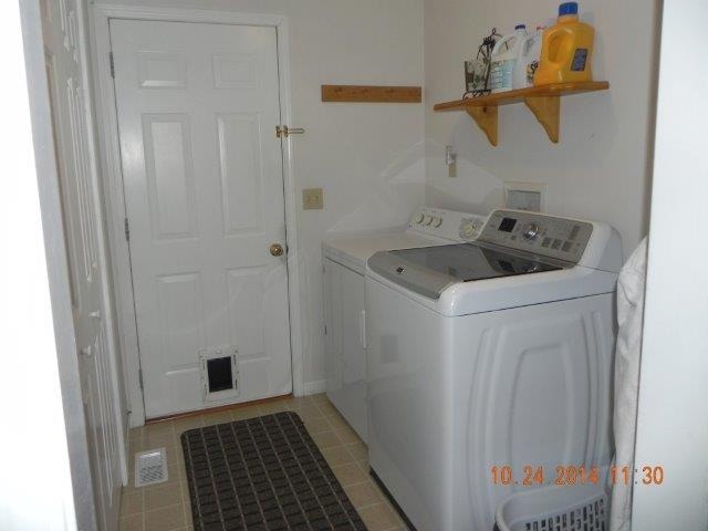 693 Bloody Gulch Road Dixon, IL 61021 - Photo 15 of 23