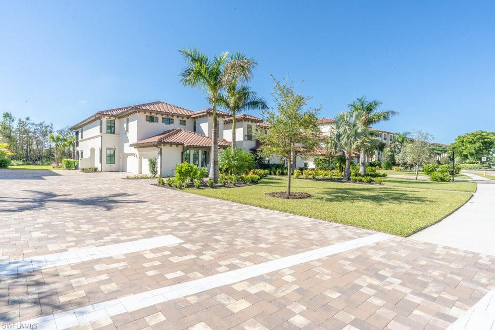 16352 Viansa Way, Unit 102 Naples, FL 34110 - Photo 18 of 30