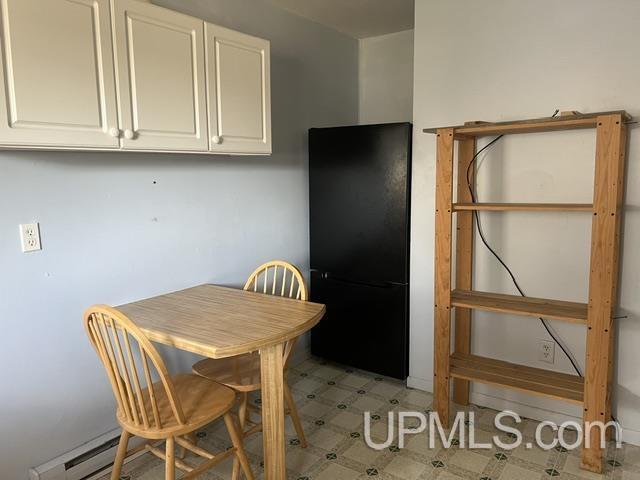 701 South Lincoln Road Escanaba, MI 49829 - Photo 4 of 44