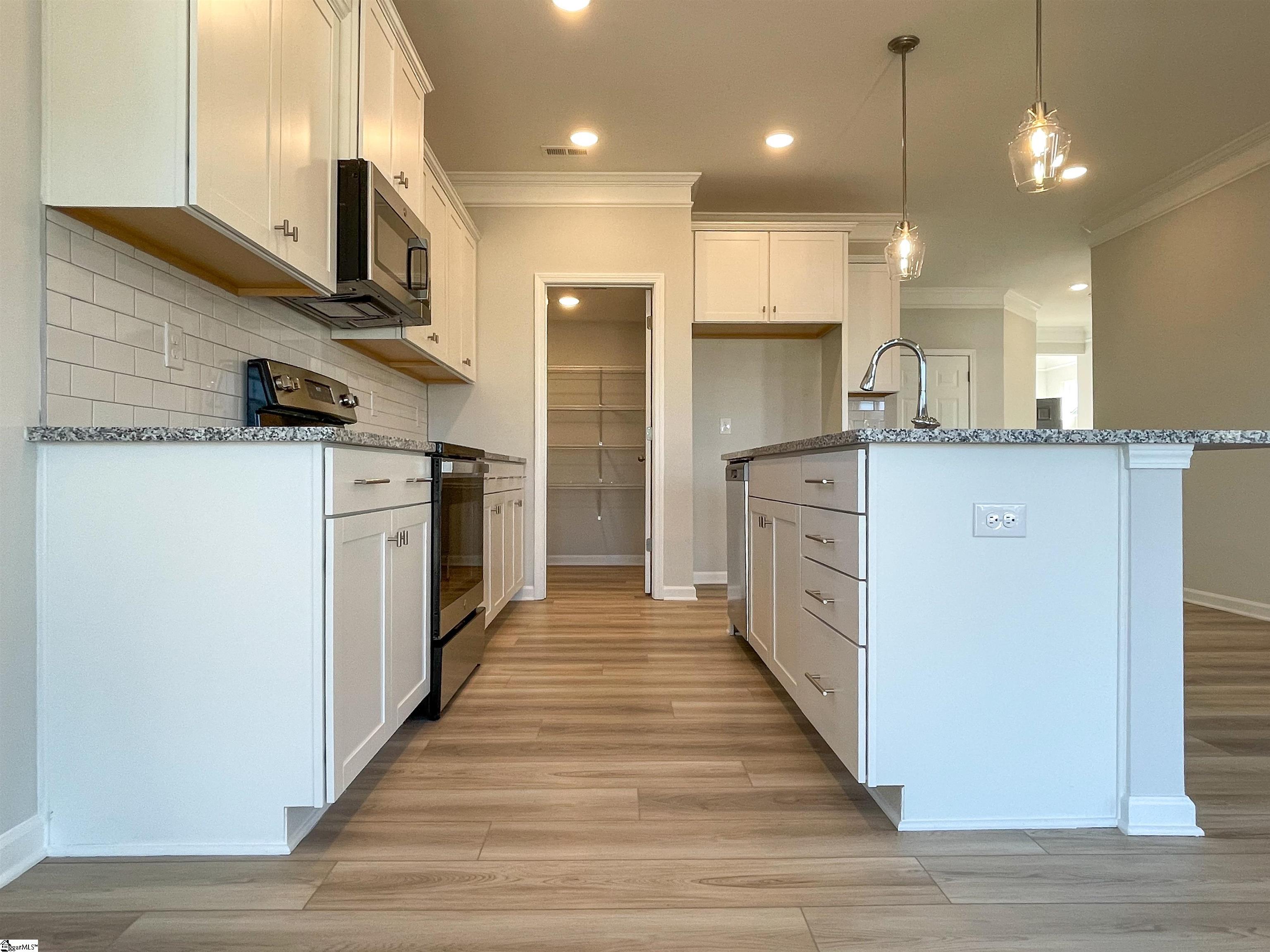 101 Pendergast Road Greenville, SC 29605 - Photo 8 of 22