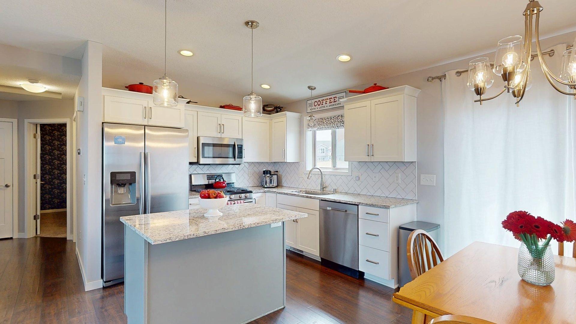 3974 Orchardview Lane Northwest Rochester, MN 55901 - Photo 8 of 57