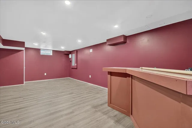 $499,900 | 73 Ordelia Lane, Round Lake, NY 12151