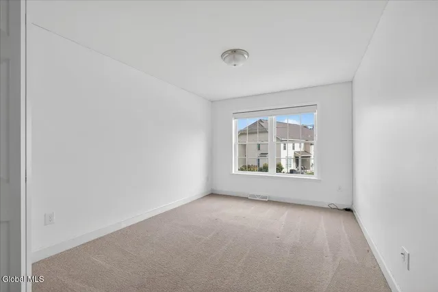 $499,900 | 73 Ordelia Lane, Round Lake, NY 12151