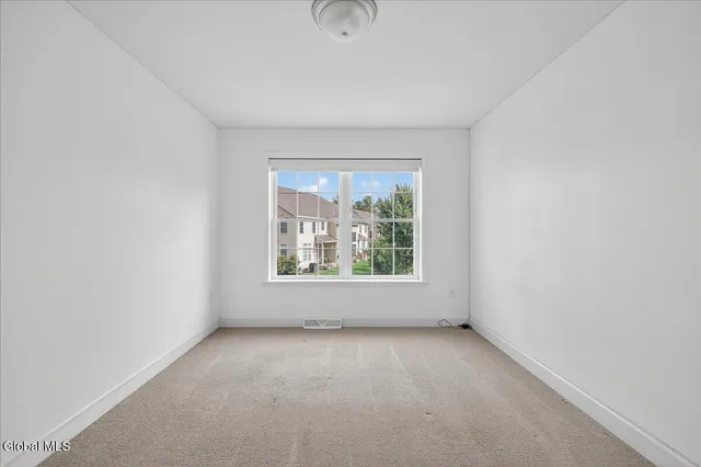 $499,900 | 73 Ordelia Lane, Round Lake, NY 12151