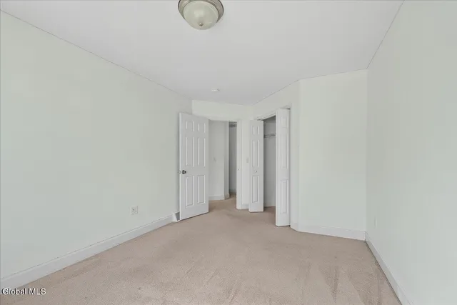 $499,900 | 73 Ordelia Lane, Round Lake, NY 12151