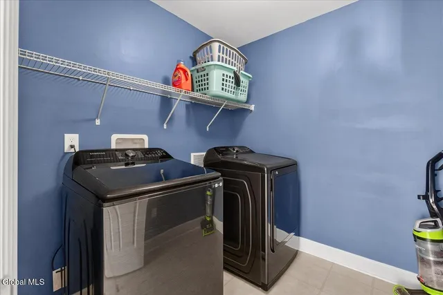 $499,900 | 73 Ordelia Lane, Round Lake, NY 12151