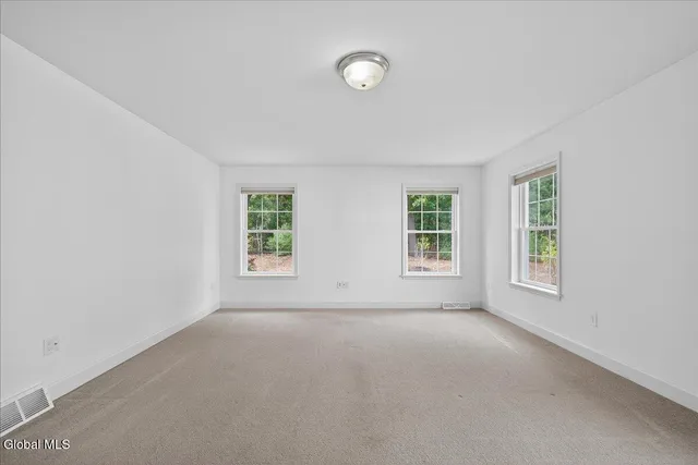 $499,900 | 73 Ordelia Lane, Round Lake, NY 12151