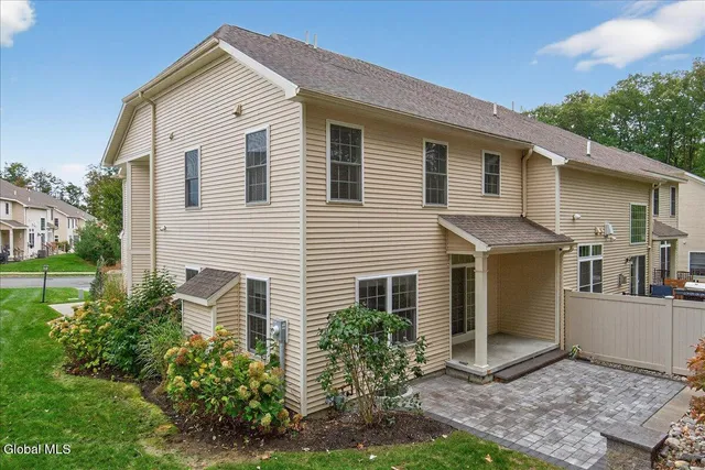 $499,900 | 73 Ordelia Lane, Round Lake, NY 12151