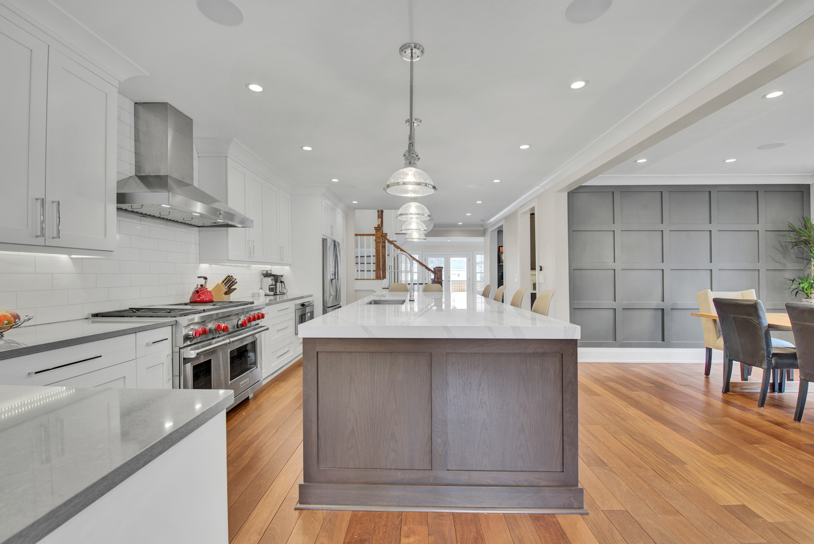 5309 George Street Skokie, IL 60077 - Photo 7 of 28
