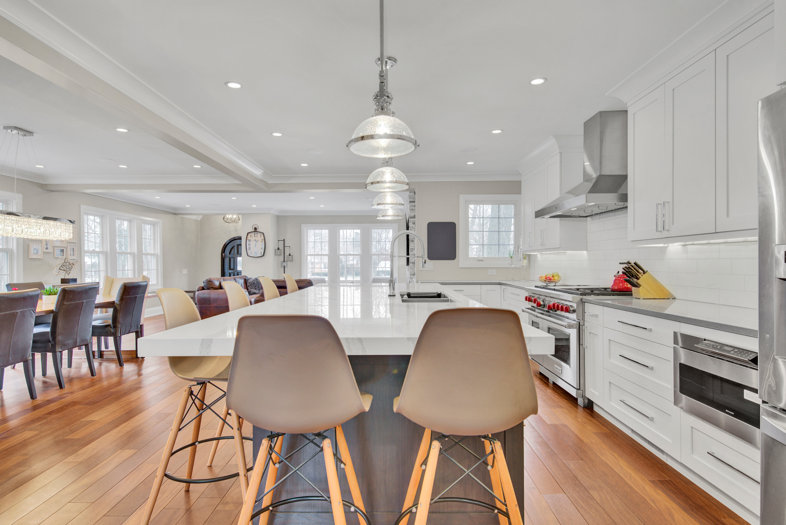 5309 George Street Skokie, IL 60077 - Photo 8 of 28