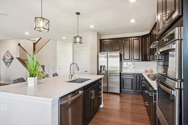 $598,900 | 25504 Rocky Creek Road, Plainfield, IL 60586