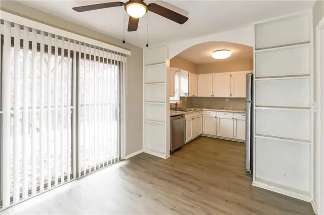 $1,825 | 5833 North Lenox Avenue, Kansas City, MO 64151