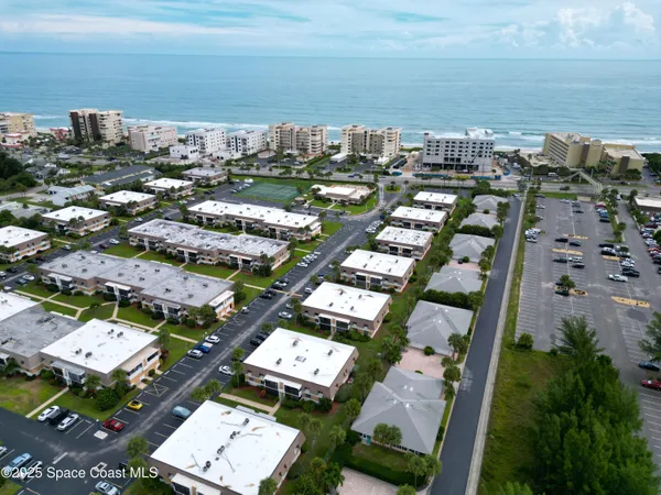 $2,200 | 2700 North Hwy A1A, Unit 7203, Indialantic, FL 32903