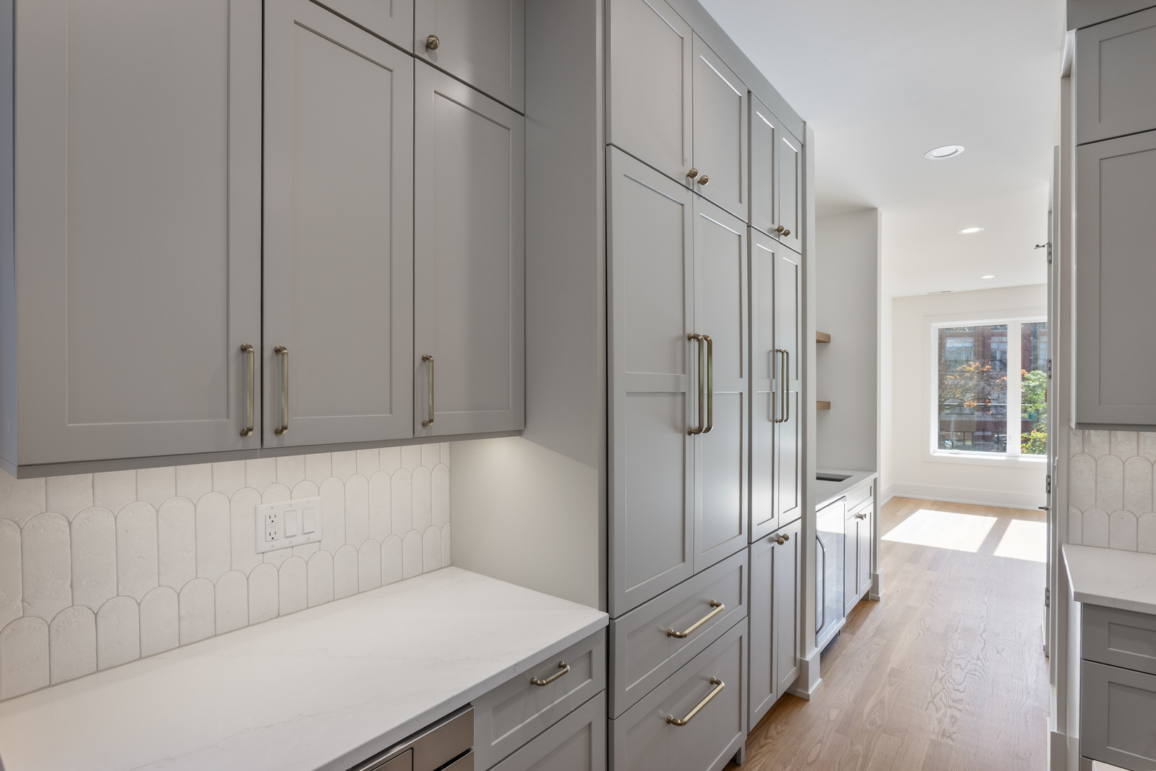 3740 North Racine Avenue, Unit 1 Chicago, IL 60613 - Photo 33 of 40