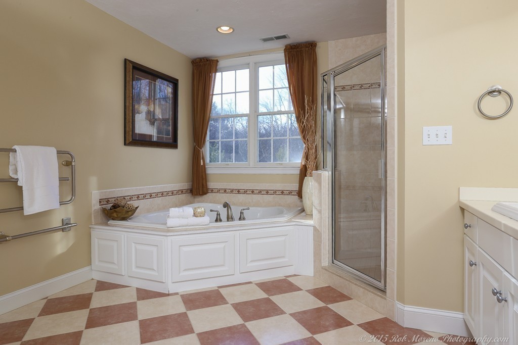 120 Thistle Road North Andover, MA 01845 - Photo 17 of 29 Gallery Image 17