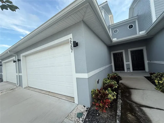 $1,695 | 2587 Pine Place, Unit 2587, Winter Haven, FL 33881