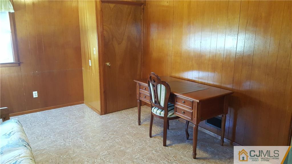 324 Colfax Road North Brunswick, NJ 08902 - Photo 12 of 23 Gallery Image 12