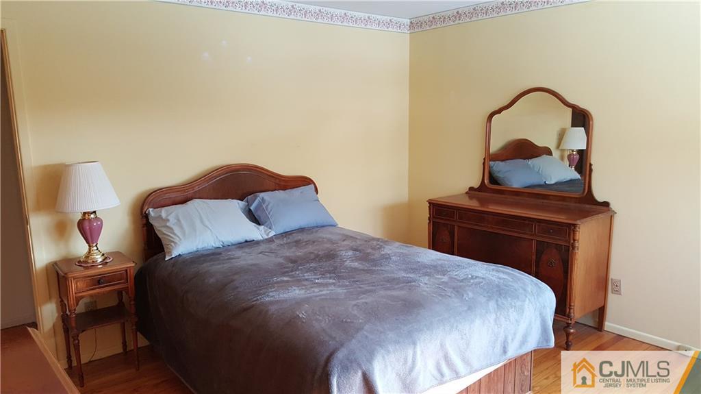324 Colfax Road North Brunswick, NJ 08902 - Photo 14 of 23 Gallery Image 14