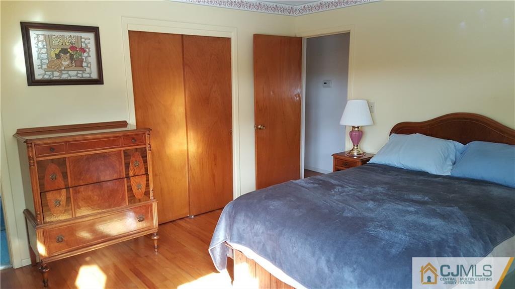 324 Colfax Road North Brunswick, NJ 08902 - Photo 15 of 23 Gallery Image 15