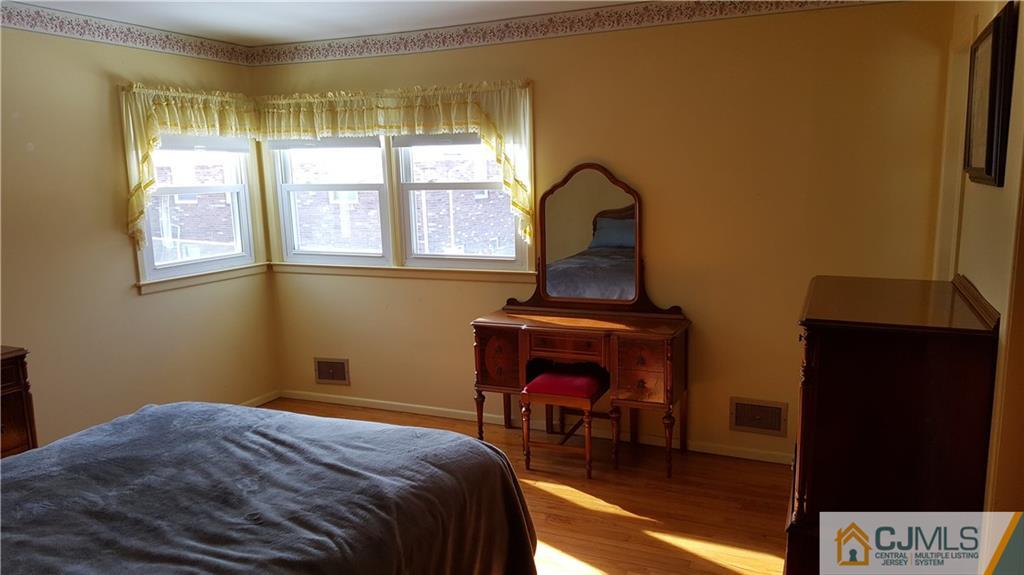 324 Colfax Road North Brunswick, NJ 08902 - Photo 16 of 23 Gallery Image 16