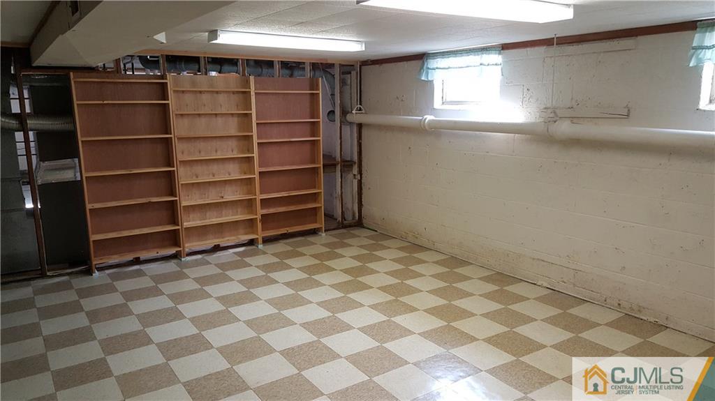324 Colfax Road North Brunswick, NJ 08902 - Photo 20 of 23 Gallery Image 20