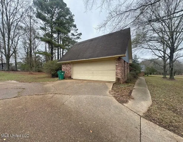 $154,900 | 107 Davis Rd Cove, Terry, MS 39170