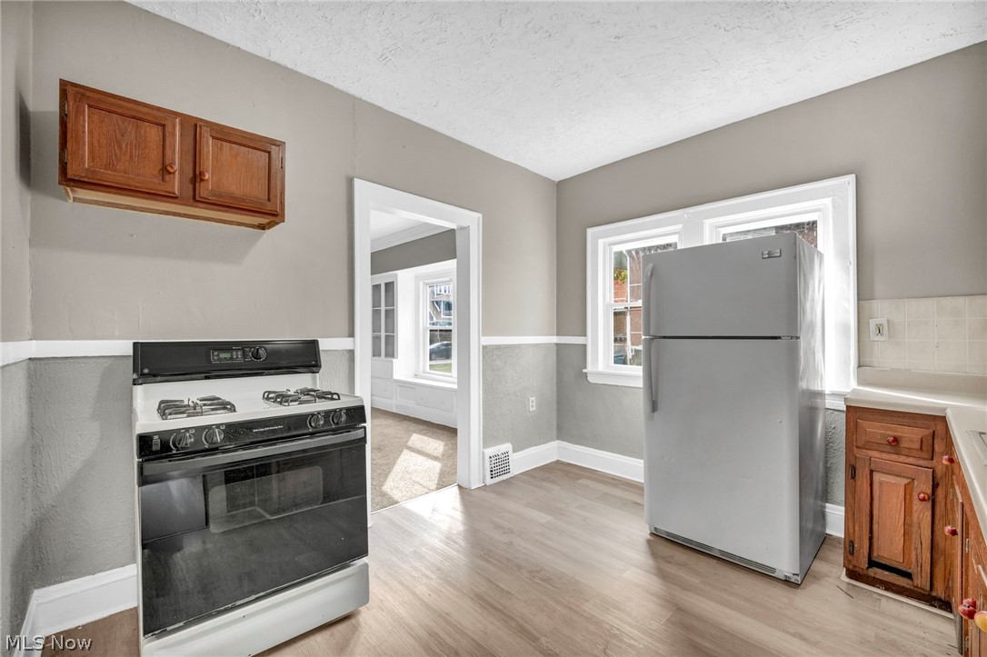 1550 Belmar Road, Unit 2 East Cleveland, OH 44118 - Photo 5 of 35 Gallery Image 5