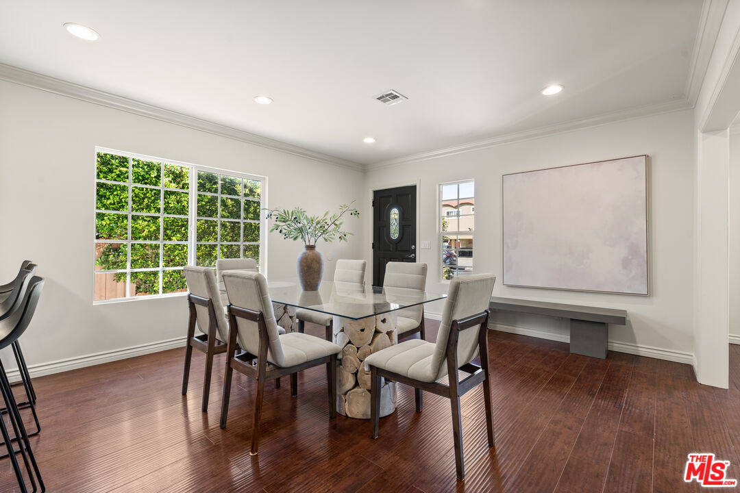 3745 Veteran Avenue Los Angeles, CA 90034 - Photo 8 of 19