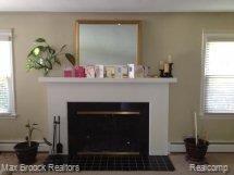 17620 Cornell Road Southfield, MI 48075 - Photo 4 of 22 Fireplace in Great Room