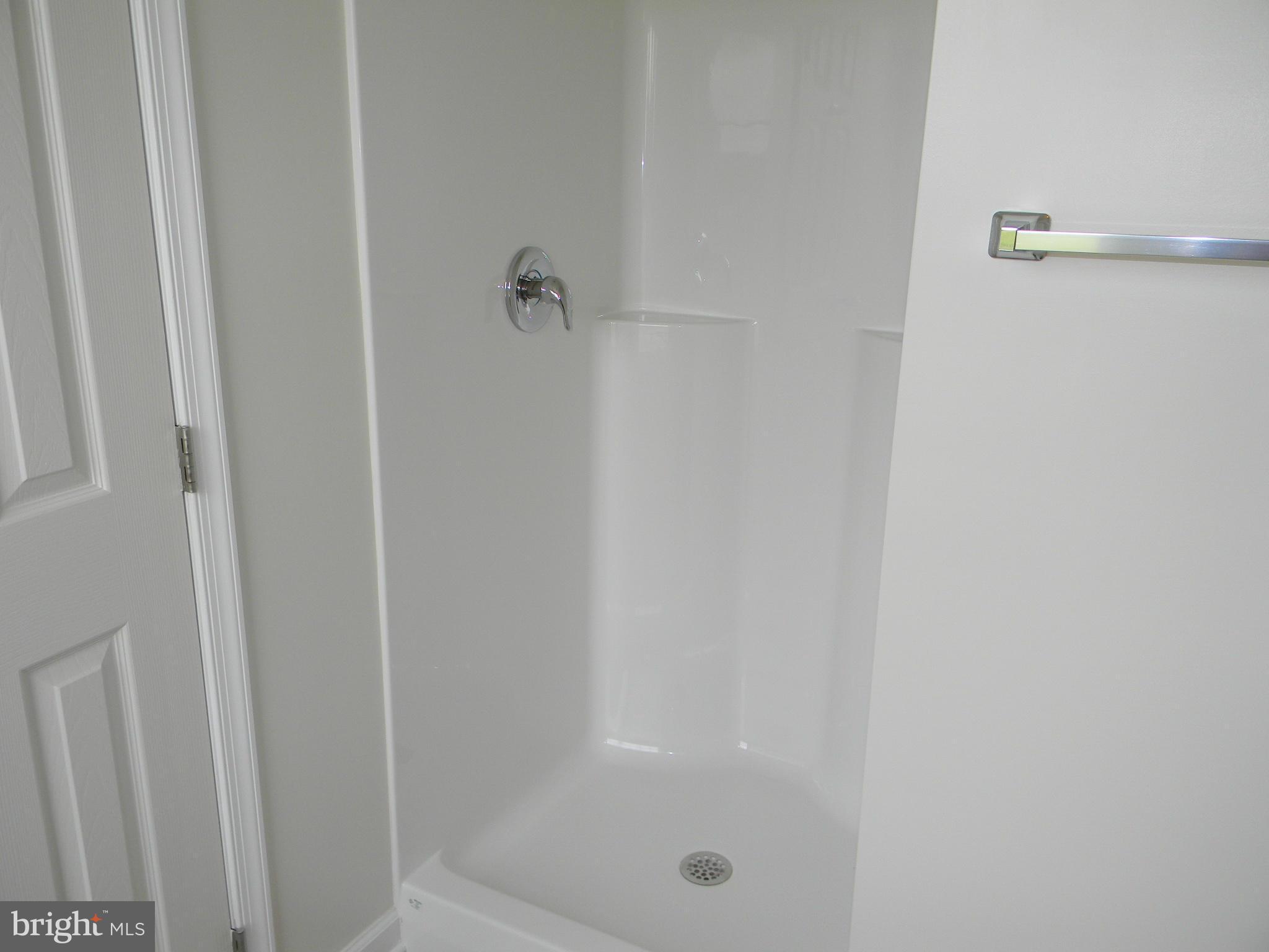 Ostrich Inwood, WV 25428 - Photo 2 of 16 Bath (Master)