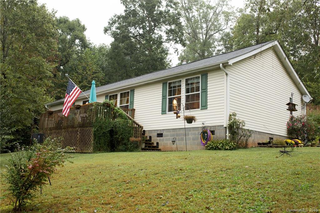 2522 Lytle Mountain Road Marion, NC 28752 - Photo 1 of 32 Gallery Image 1