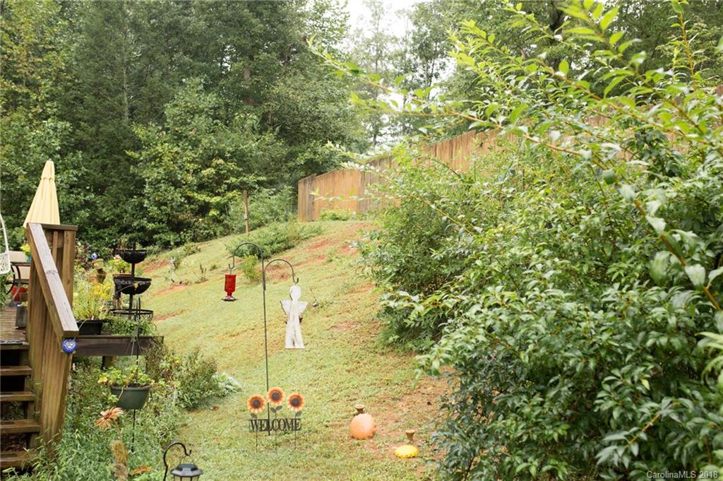 2522 Lytle Mountain Road Marion, NC 28752 - Photo 10 of 32 Gallery Image 10