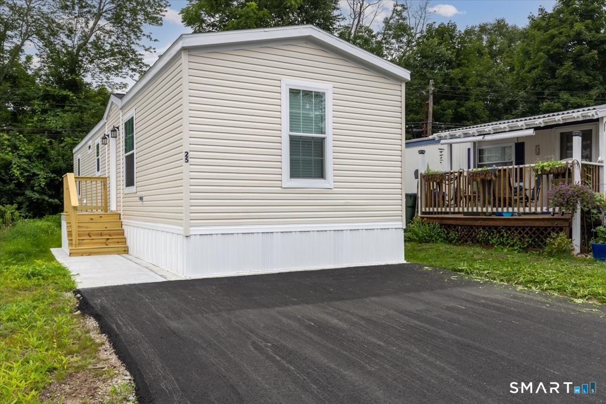 301 Buddington Road Groton, CT 06340 - Photo 19 of 20