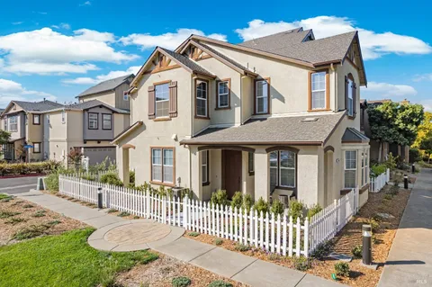 $680,000 | 860 Citation Court, Napa, CA 94559