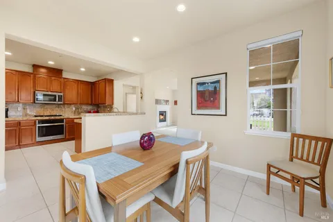 $680,000 | 860 Citation Court, Napa, CA 94559