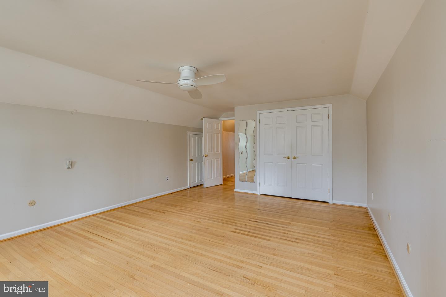 10 Wexford Court Cherry Hill, NJ 08003 - Photo 44 of 56 Large closet and ceiling fan
