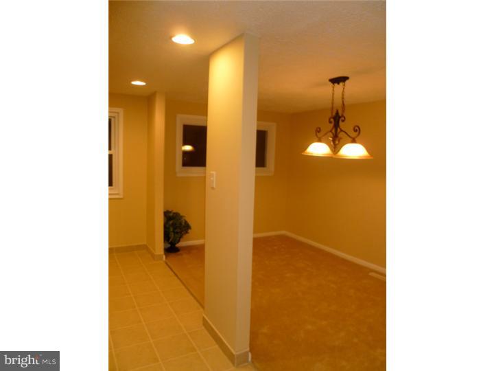 944 Andover Road Lansdale, PA 19446 - Photo 3 of 8 Dining Room