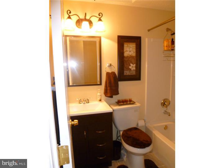 944 Andover Road Lansdale, PA 19446 - Photo 6 of 8 Bathroom