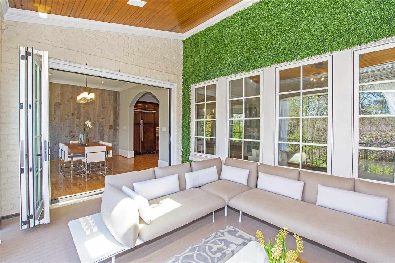 1715 Picadilly Lane Raleigh, NC 27608 - Photo 17 of 30 Stunning porch