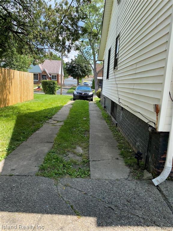 15737 Prevost Street Detroit, MI 48227 - Photo 6 of 10