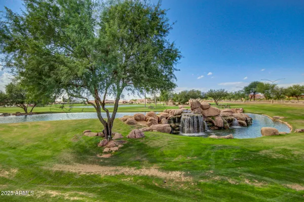 $309,000 | 2101 South Yellow Wood, Unit 45, Mesa, AZ 85209