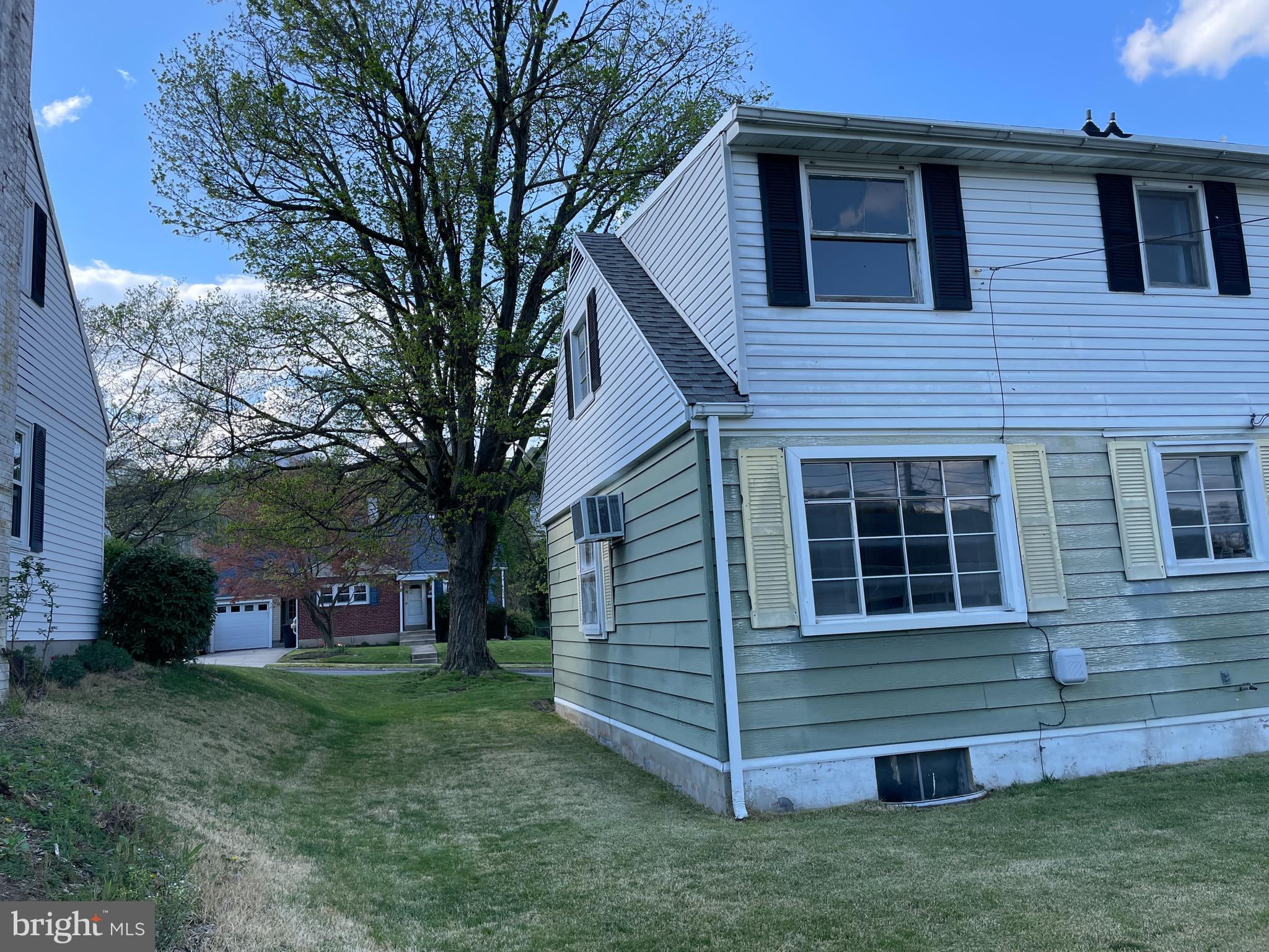 104 Gerald Avenue Reading, PA 19607 - Photo 38 of 42 Side View