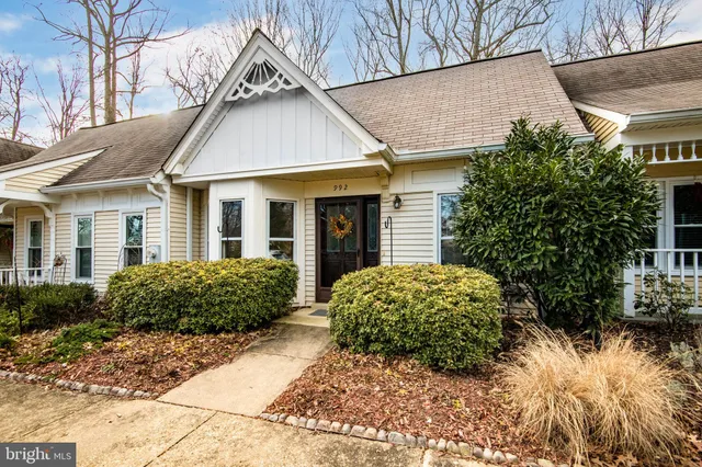 $425,000 | 992 Riversedge Circle, Annapolis, MD 21401