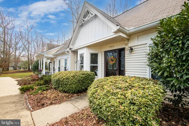 $425,000 | 992 Riversedge Circle, Annapolis, MD 21401
