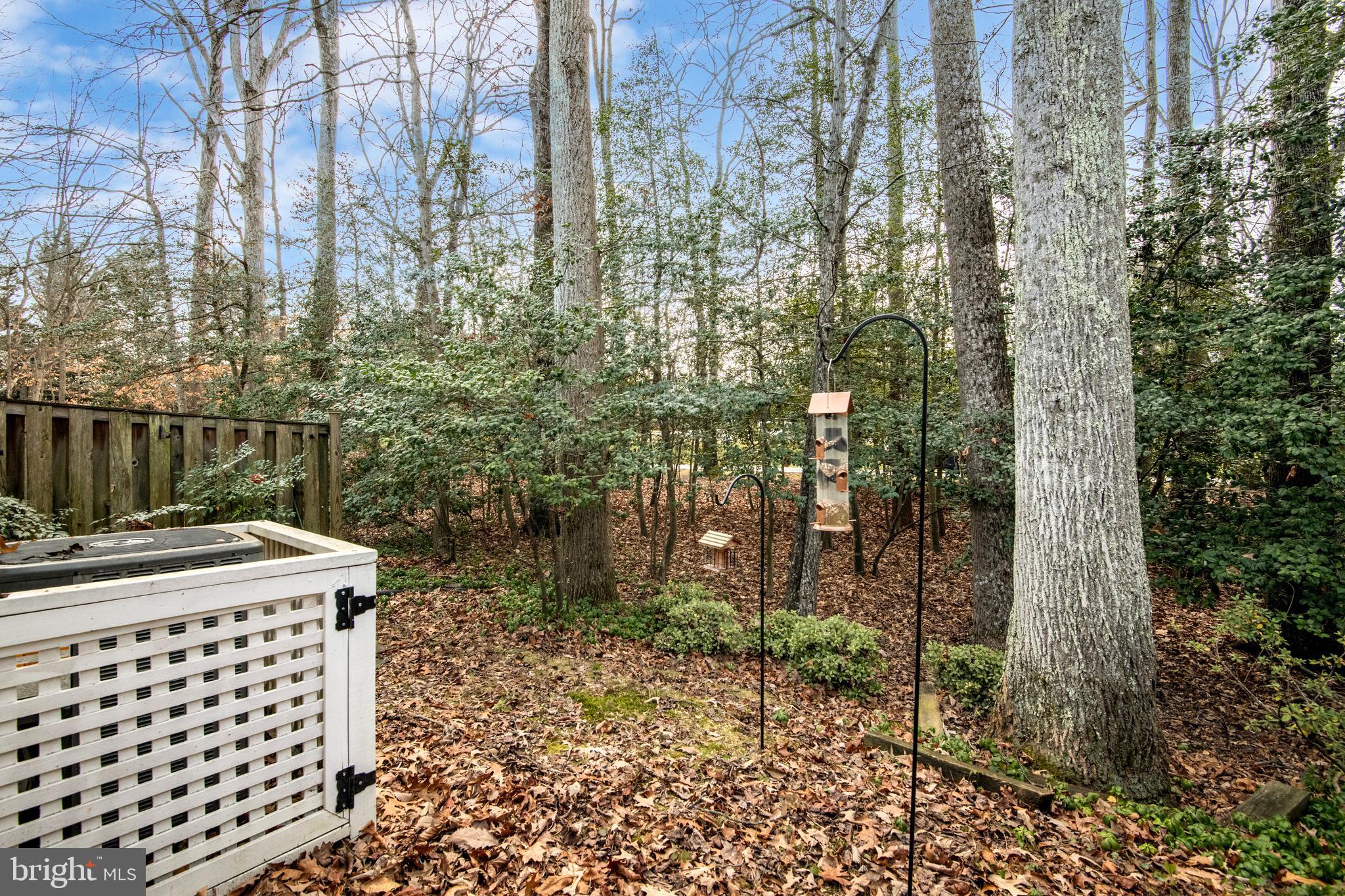 992 Riversedge Circle Annapolis, MD 21401 - Photo 33 of 35 a view of a pathway of a city