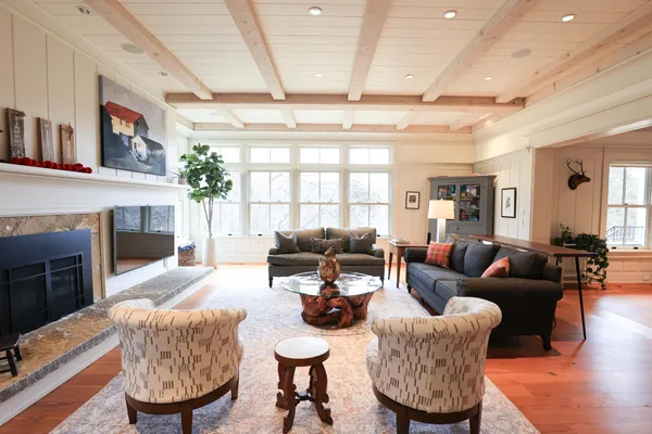 $2,500,000 | 9350 Forest Road, Cannon Falls, MN 55009