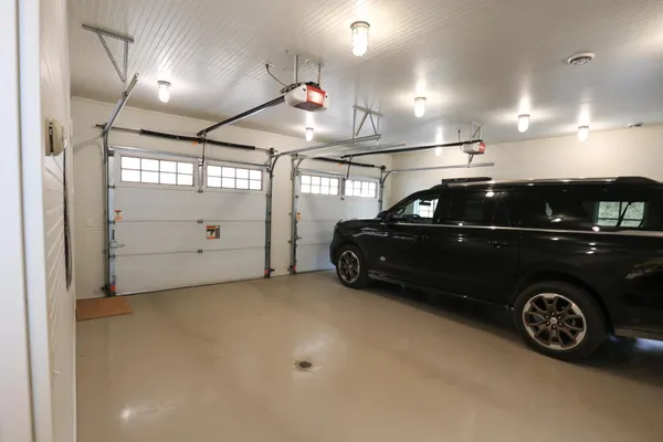 $2,500,000 | 9350 Forest Road, Cannon Falls, MN 55009