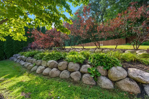 $619,000 | 2342 Ivy Hill Drive, Commerce Township, MI 48382