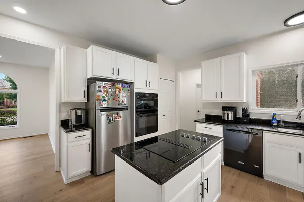 $619,000 | 2342 Ivy Hill Drive, Commerce Township, MI 48382